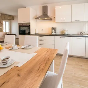 Tara Apartman Vrbnik